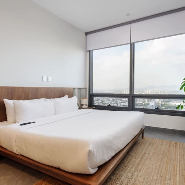 スペクタキュラーロフト ウィズ アメージングビュー イン クアウトモク