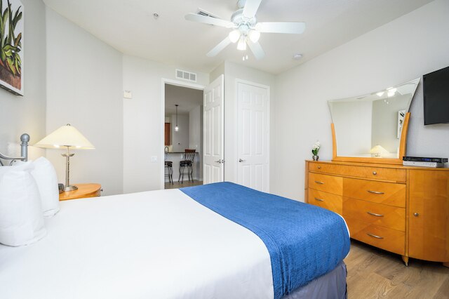 ビューティフル レイクビュー コンド、ニュー リスティング -1024