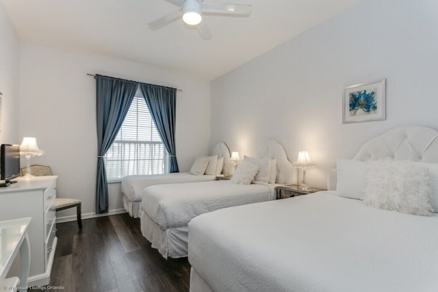 ビューティフル モダン ビスタ ケイ コンド、ニア パークス-2011