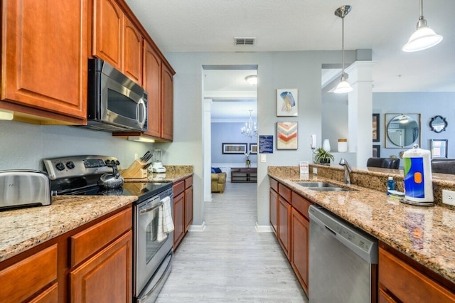 ニューリーノベーテッドプレミアムコンド、ビスタカイ - 2002