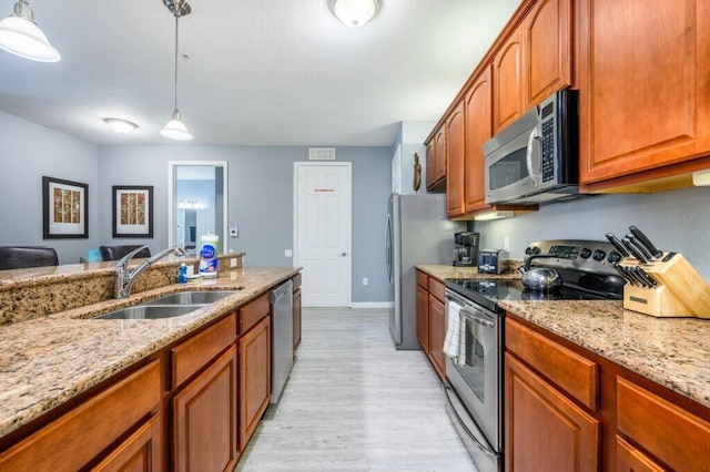 ニューリーノベーテッドプレミアムコンド、ビスタカイ - 2002