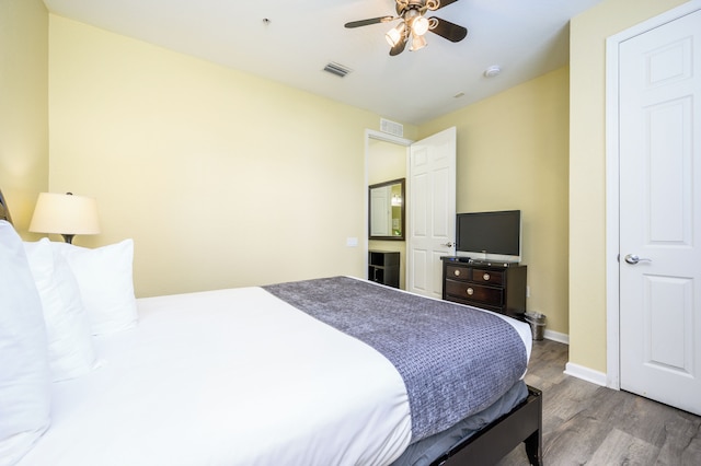 エピック ユニバース ラージ コンド ウィズ プール テーブル, ビスタ ケイ - 2003