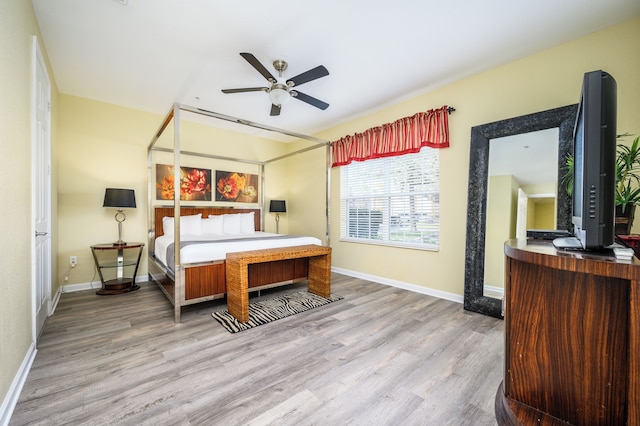 エピック ユニバース ラージ コンド ウィズ プール テーブル, ビスタ ケイ - 2003