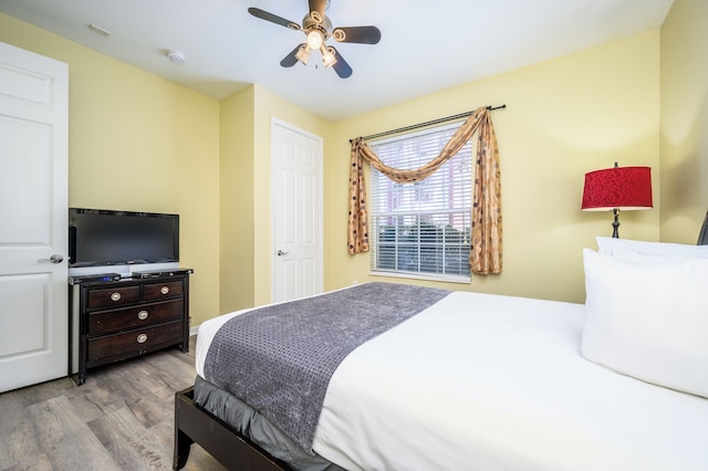 エピック ユニバース ラージ コンド ウィズ プール テーブル, ビスタ ケイ - 2003