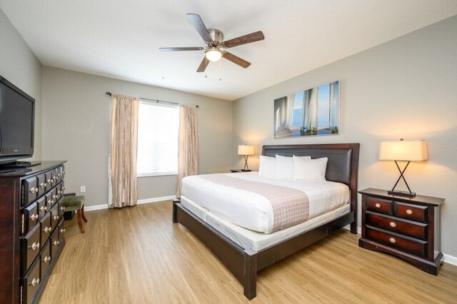 エピック ユニバース 3 ベッドルーム プレミアム レイクビュー コンド - 1012