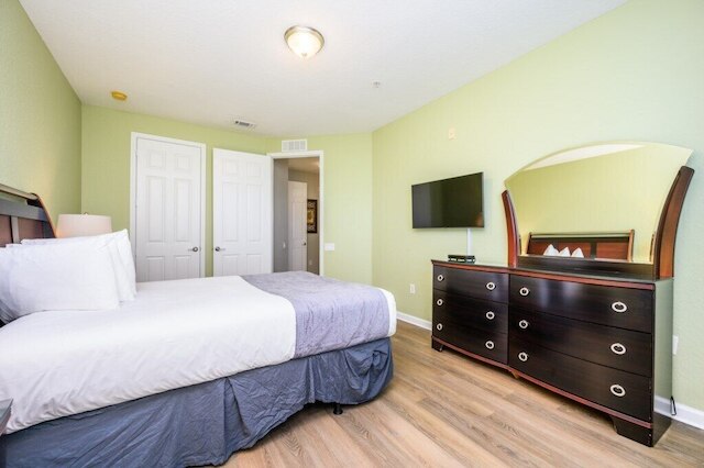 エピックユニバース NEW ビューティフル レイクビュー コンド ニア ザ パークス - 1026