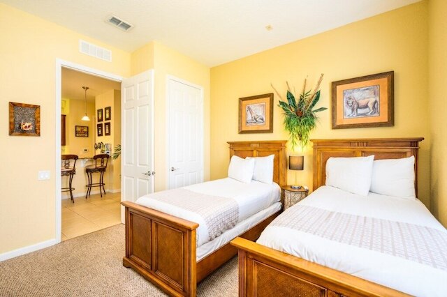 トロピカル レイクビューコンド ウィズ ベガス ゲームルーム - 1014