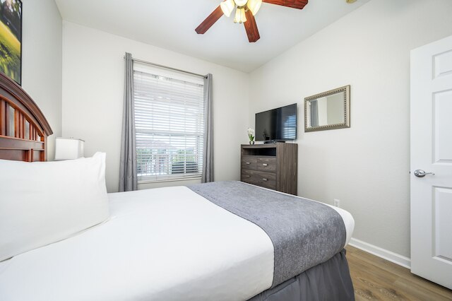 デラックス コンド ネクスト トゥ クラブハウス、ビスタ ケイ - 3005