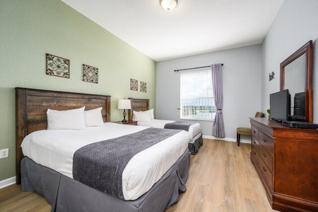 エピックユニバース ニュー リスティング! レイクビュー コンド, ビスタ ケイ - 1017