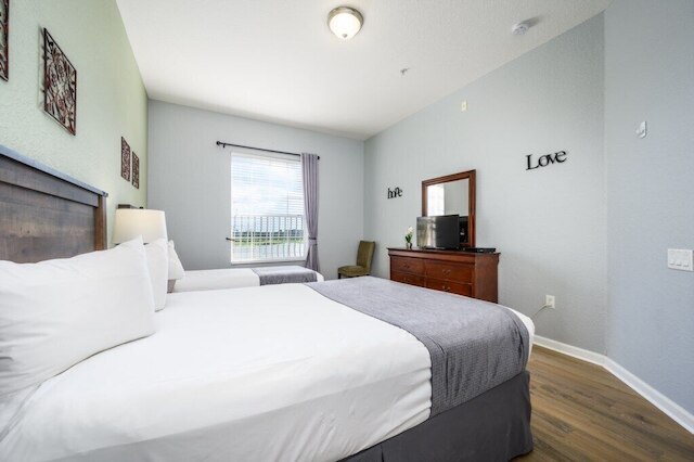 エピックユニバース ニュー リスティング! レイクビュー コンド, ビスタ ケイ - 1017