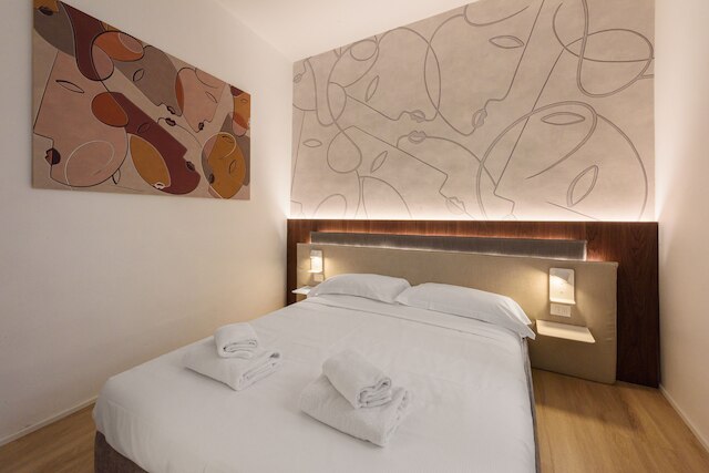 アングイッラーラ フル デザイン バイ メガ