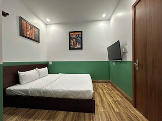 ナインティーズ ホームステイ