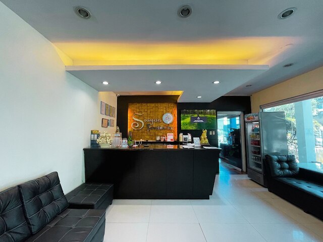 シャイアントラベラーズイン マニラ パワードバイ ココテル