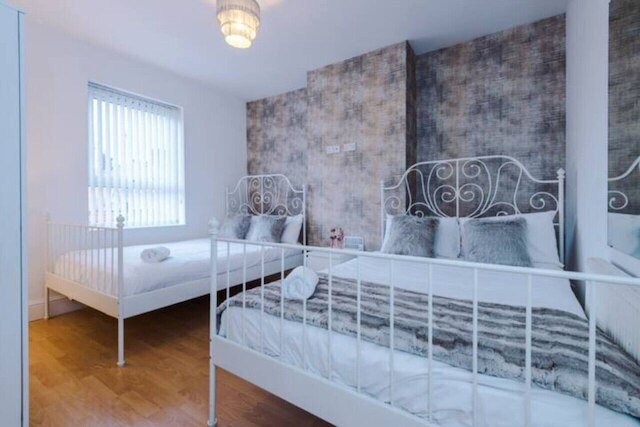 スペーシャス 4-ベッド ハウス マンチェスター