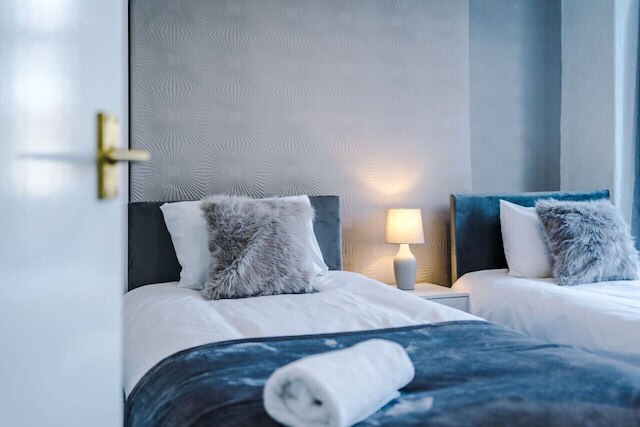 コンフィ フォー ベッドルーム ハウス ウィズ パーキング