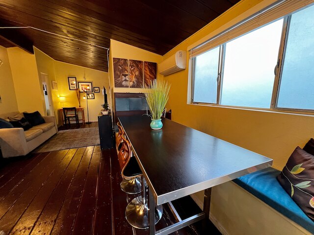 レイクサイド チャーム イン オーシャン ビーチ