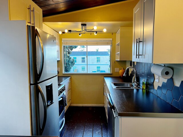 レイクサイド チャーム イン オーシャン ビーチ