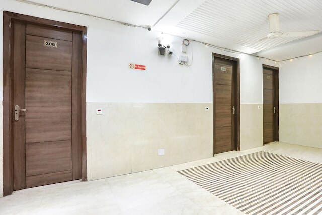 ファブエクスプレス ロータス パレス