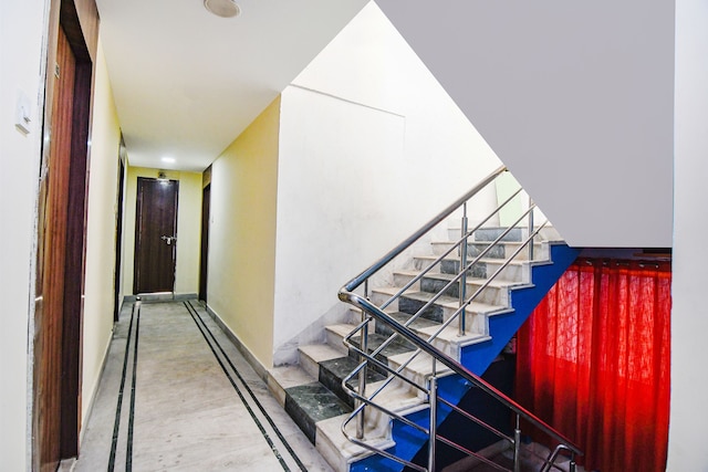 ファブエクスプレス トリヴェディ インターナショナル