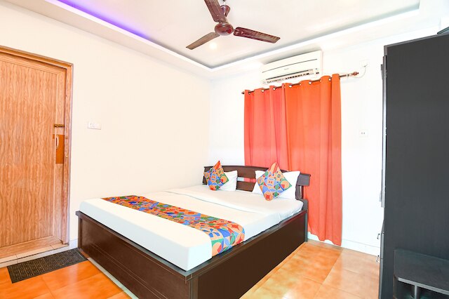 ファブホテル ホワイト パレス