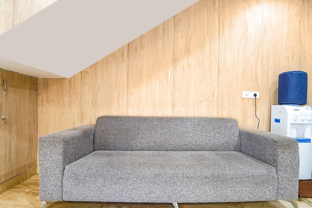 ファブホテル ステイズ イン US コンスルエート