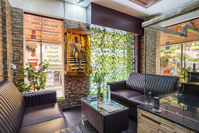 ファブエクスプレス パヴィトラ エディション