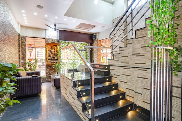 ファブエクスプレス パヴィトラ エディション