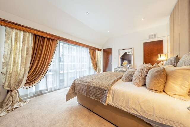 ザ グロースヴナー レジデンス