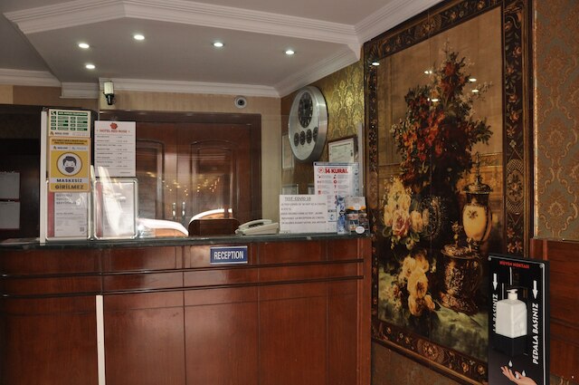 ホテル レッド ローズ