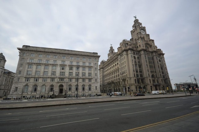 リバプール アット ケーブルヤード - インフィニティアパートメンツ