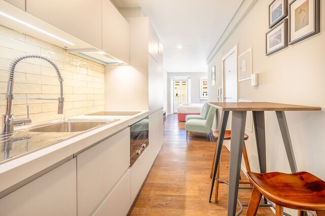 バイロ アルト プライム スタジオ II バイ ホーミング