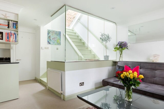 スタイリッシュ アパートメント ウィズ プライベート ルーフトップ イン コヴェント ガーデン