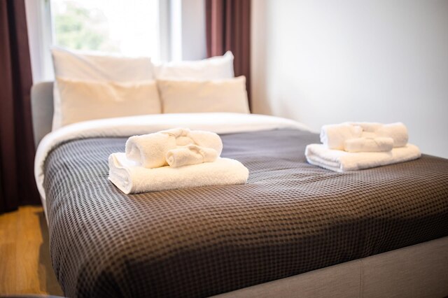 スペーシャス 2 ベッドルーム サービスド アパートメンツ 71-77m2