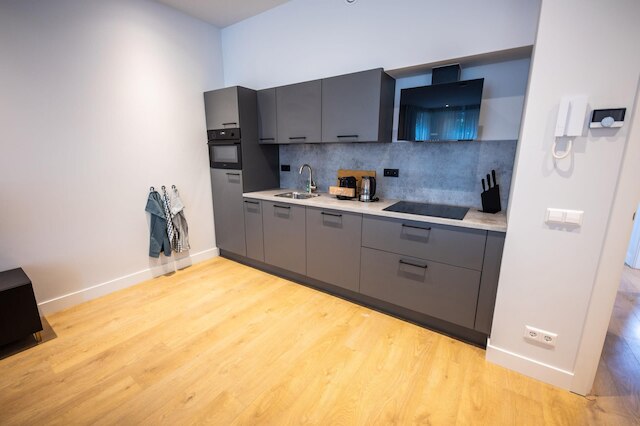 スペーシャス 2 ベッドルーム サービスド アパートメンツ 71-77m2