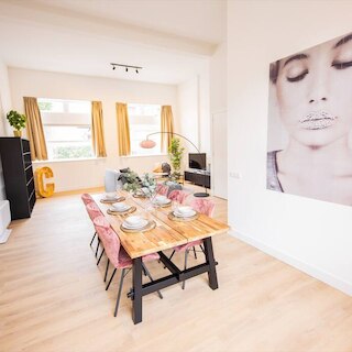 サービス 3 ベッドルーム アパートメント イン ウトレヒト