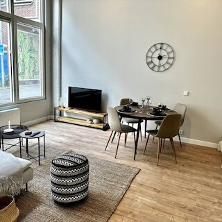 3 ベッドルーム サービスアパートメント -bsh-