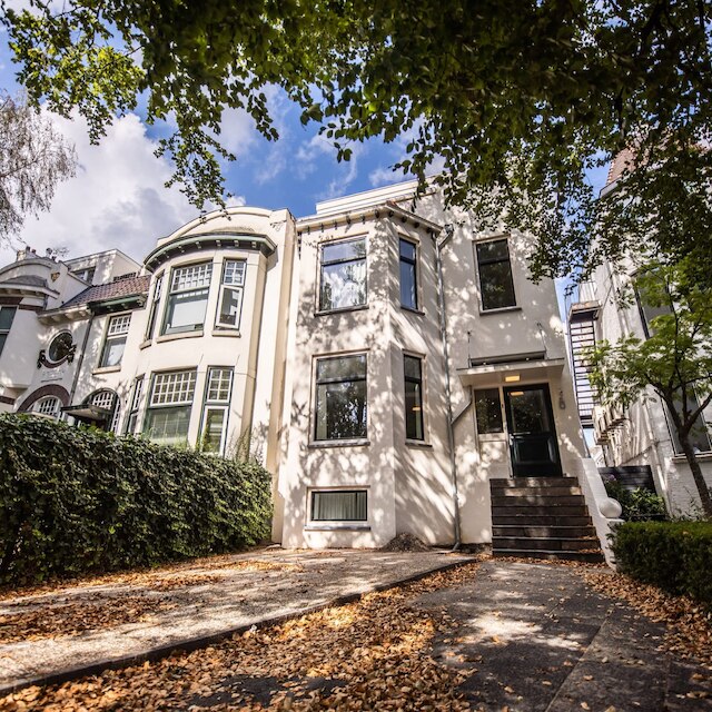 ソウテライン 2ベッドルーム サービスアパートメント