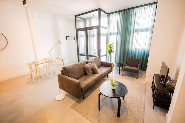 アルファベット 2 ベッドルーム サービスアパートメント -lh-