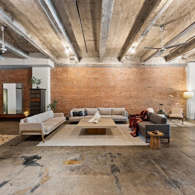 グリニッジコート バイ ローブトラベル 3 ベッドルーム ロフト ウィズ サウナ