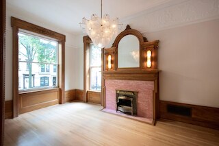 ハミルトン バイ ローブトラベル 4 ベッドルーム TH ウィズ アウトドアスペース