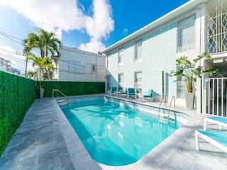 2 ベッドルーム アパートメント