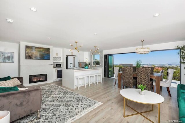 ザ カリフォルニア II- ミッション ヒルズ ハイダウェイ ホットタブ