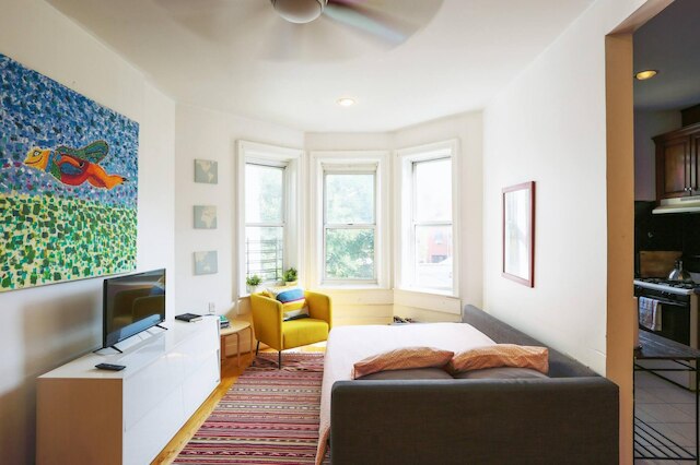 クラシック 1925 BK ライムストーンの3ベッドルーム