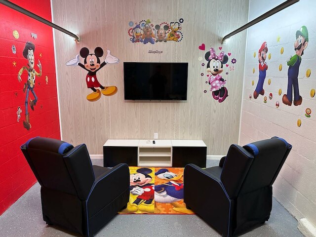 アメージング ホーム アット ストーリーレイク 2 ミニッツ トゥ クラブハウス