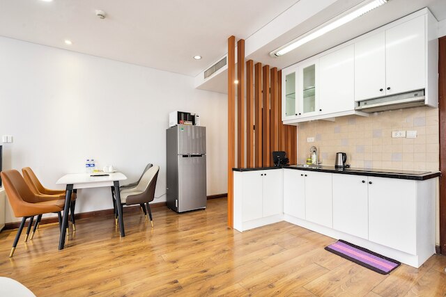 ナイトライフ ランカスター 1ベッドルーム ジムバージャパンタウン