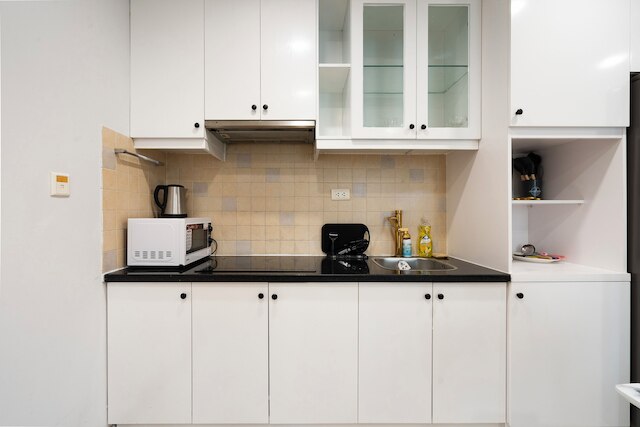 ナイトライフ ランカスター 1ベッドルーム ジムバージャパンタウン