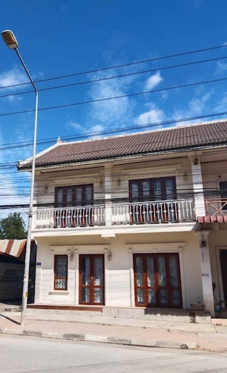 ファソーク ヴィエンマイ ヴィラ