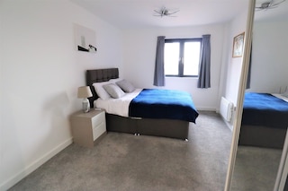 セントラル ガーデン アパートメンツ リバプール