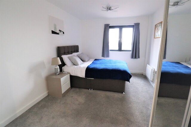 セントラル ガーデン アパートメンツ リバプール