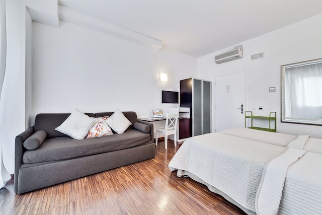 ルーム ブレックファスト マルコーニ イン